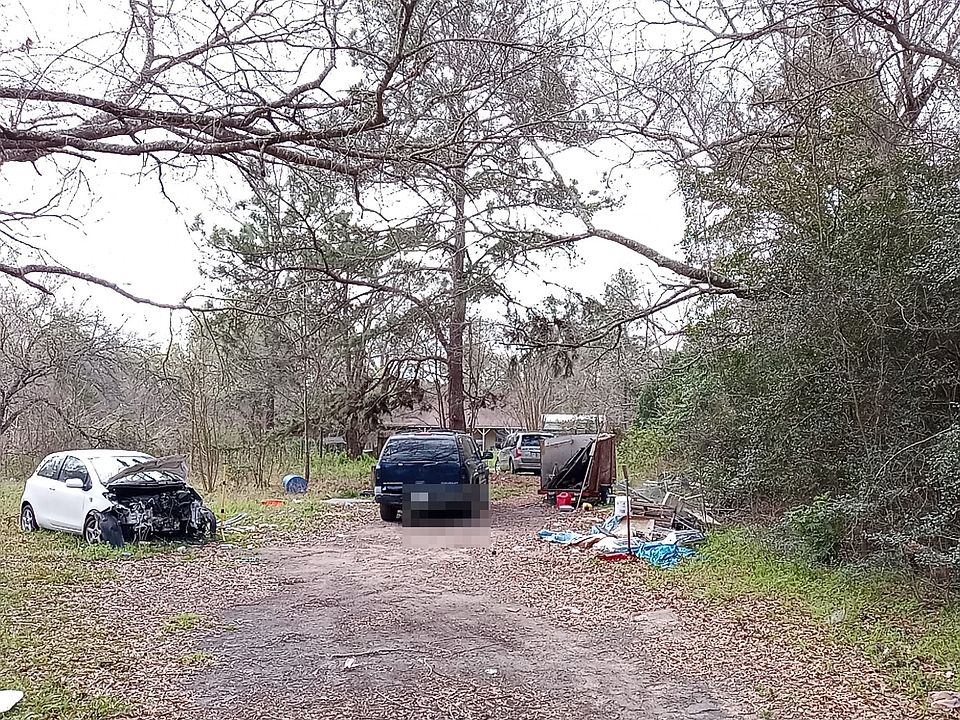 1st image of 21238 White Oak Dr