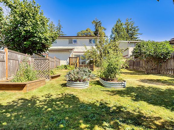 3rd image of 2517 Rosstown Rd