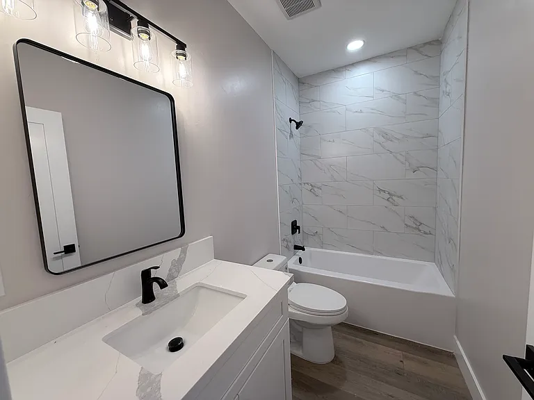 440 Denby St #1 — Photo 5