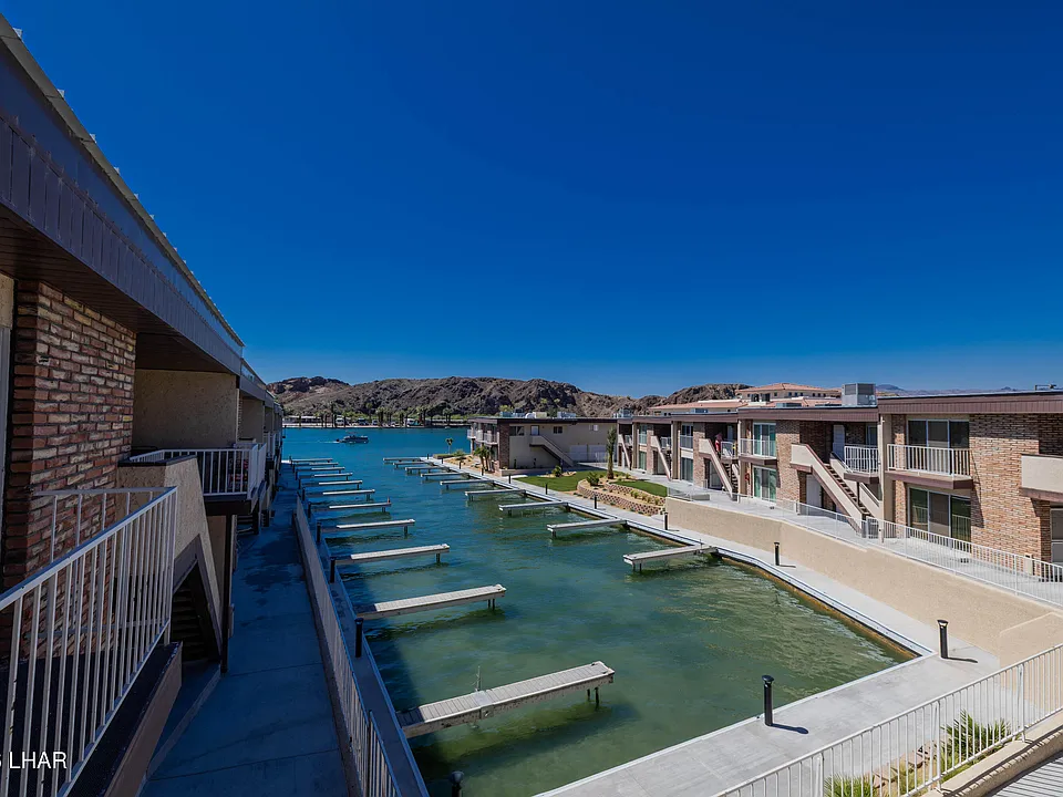 9170 Riverside Dr #24