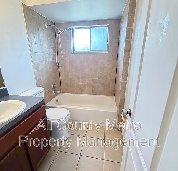 2539 Ridgewood Ave — Photo 12