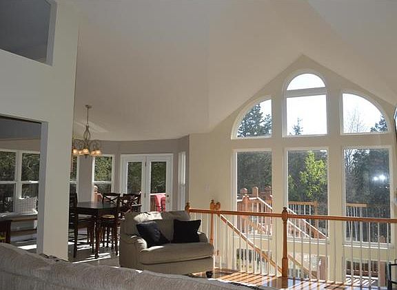 4th image of 8 Sycamore Dr