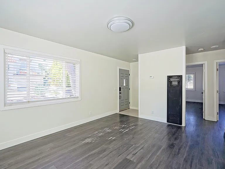 826 Archer St #826 — Photo 2