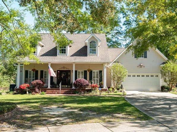 9215 Nancy Dr, Biloxi, MS 39532