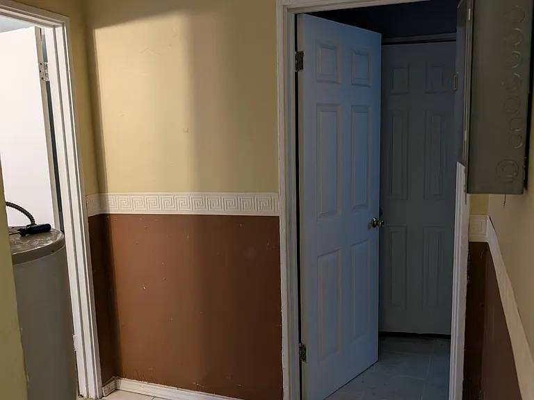 2332 Buena Vista Rd #1 — Photo 2
