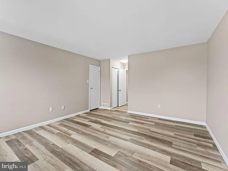 144 Willow Turn #B — Photo 13