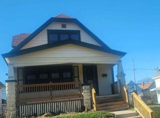 2945 S 6th St, Milwaukee, WI 53215