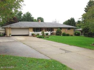 1045 Allouez Dr, Niles, MI 49120