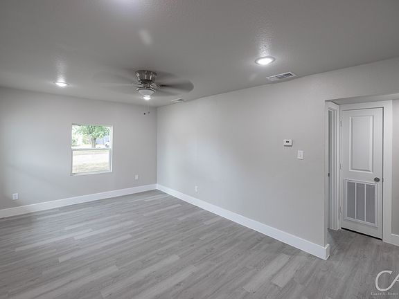 5th image of 1434 Lillius St