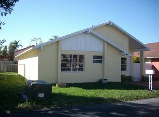 715 SW 101 Court Cir, Miami, FL 33174