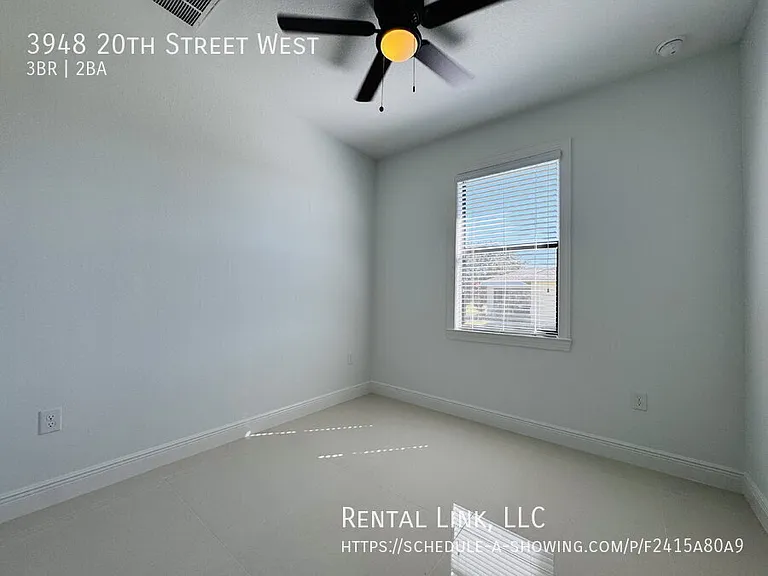 3948 20th St W — Photo 20