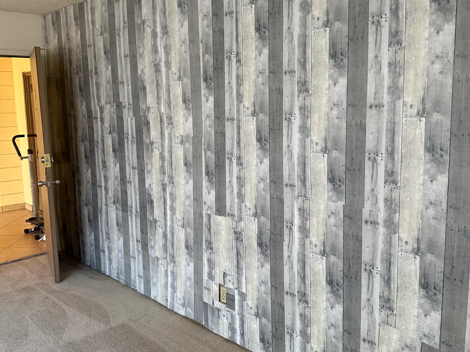 1 bed, 970 sqft, $895 — Photo 3