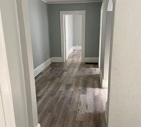 4th image of 2892 College St #2892COLLEG