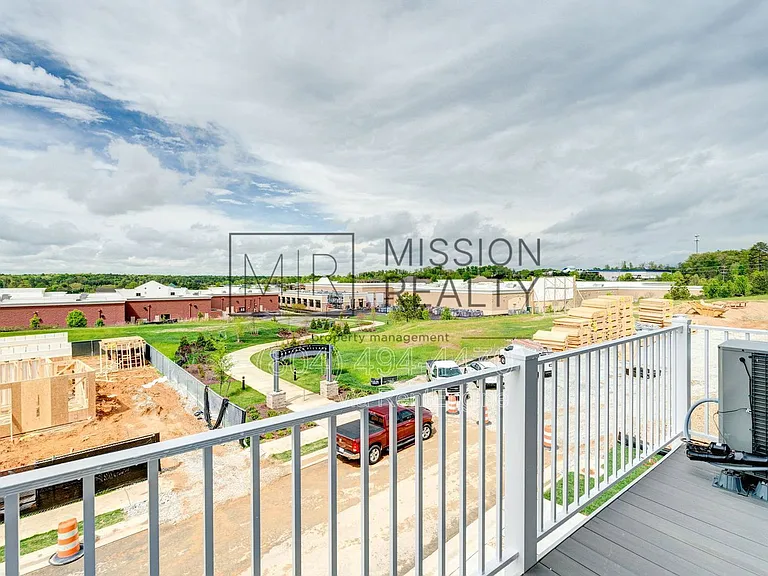 14507 Hancock Towns Dr — Photo 13