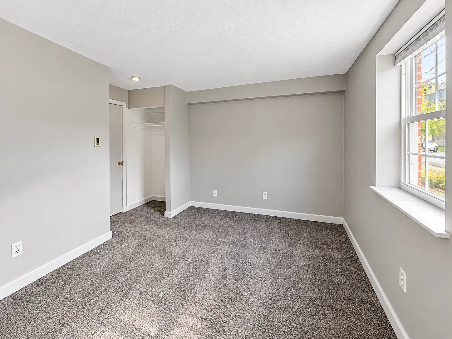 1 bed, 447 sqft, $2,100 — Photo 4