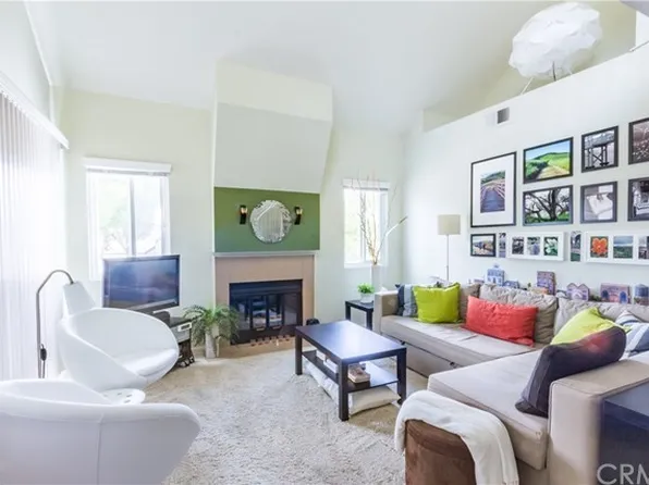 125 Briarglen #34, Irvine, CA 92614