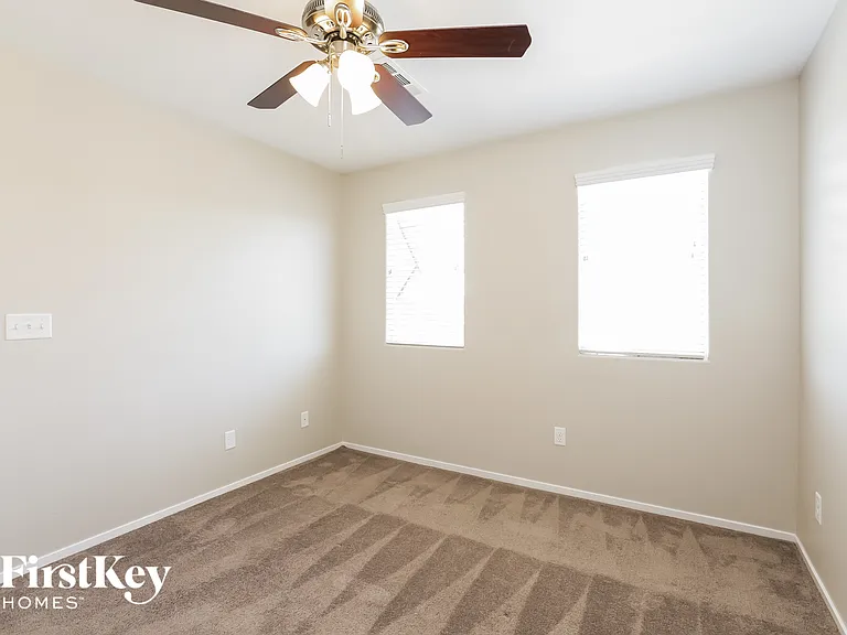 4148 Seclusion Bay Ave — Photo 11