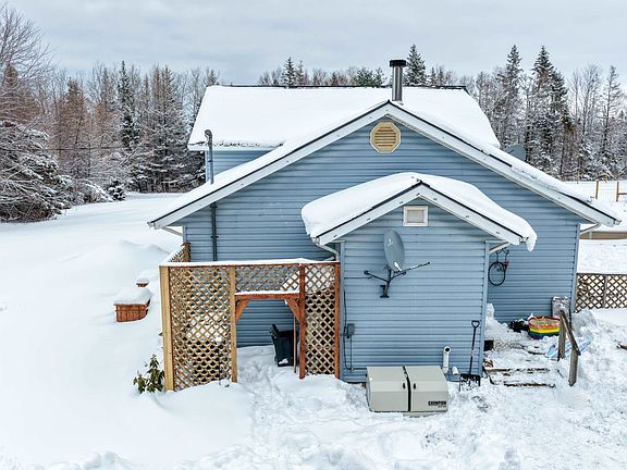 4th image of 127 Peters Rd