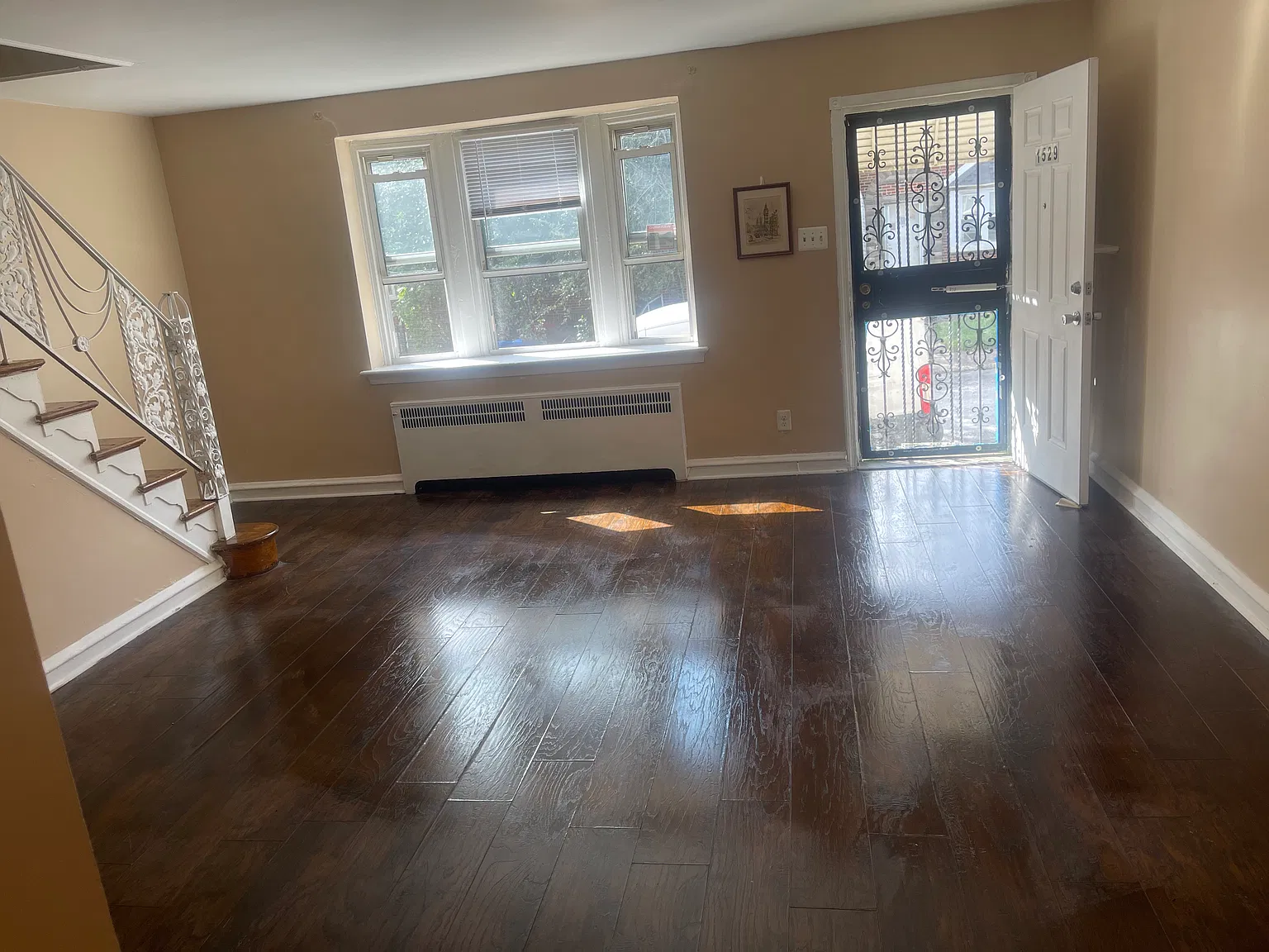 3 bed, 1126 sqft, $1,650 — Photo 2
