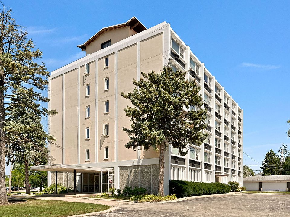 1st image of 5975 N Odell Ave Unit 6B