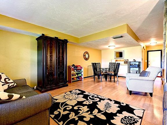 3rd image of 3356 Ramblewood Pl