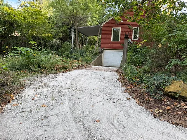 2 bed, 875 sqft, $1,200 — Photo 3