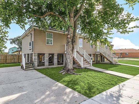 3rd image of 2550 Mexico St