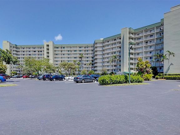 2nd image of 2334 S Cypress Bend Dr APT 509