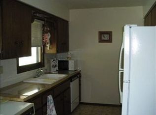 2001 E Idlewild St, Wichita, KS 67216