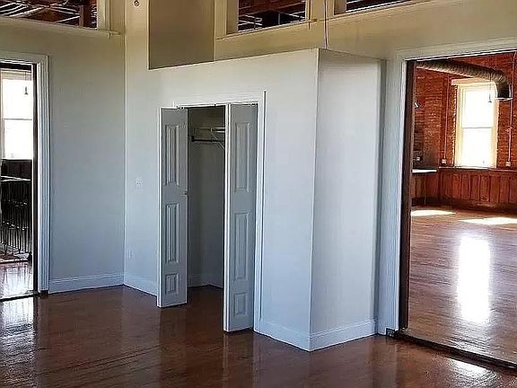 5th image of 1815 Bailey Ave #F