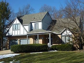 1st image of 7 Amersham Ct