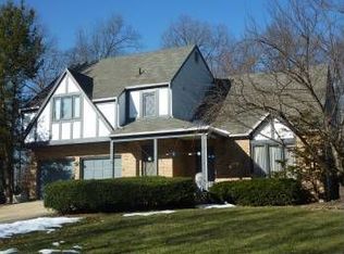 7 Amersham Ct, Sterling, VA 20165