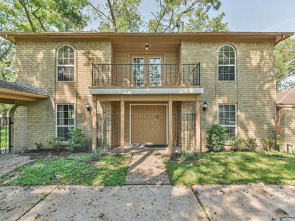 3rd image of 316 Saint Cloud Dr