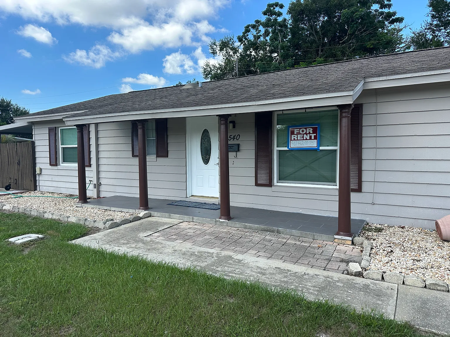 3 bed, 1.5 bath, $2,200 — Photo 1