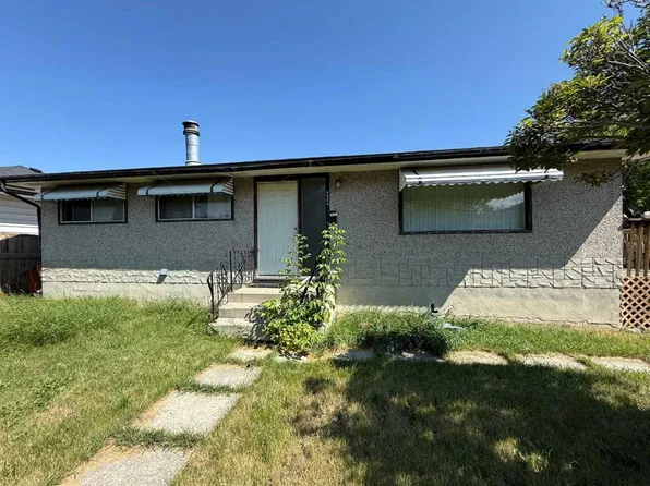 4504 W Greenview Dr NE, Calgary, AB T2E 5R6