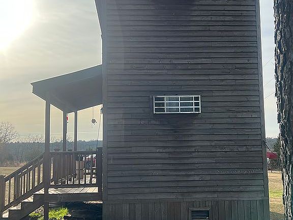 3rd image of 5625 Smith Creek Est