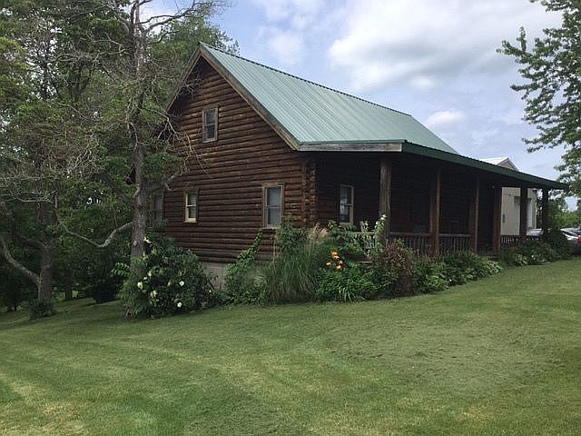 Log Cabin