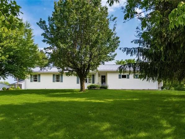 5923 Ballard Rd, Nashport, OH 43830