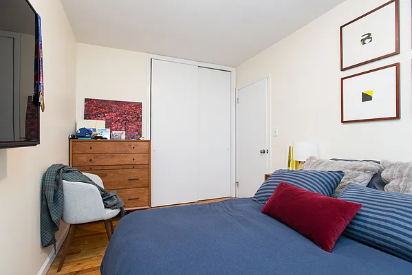 Rented by Emor Management Inc. | media 34