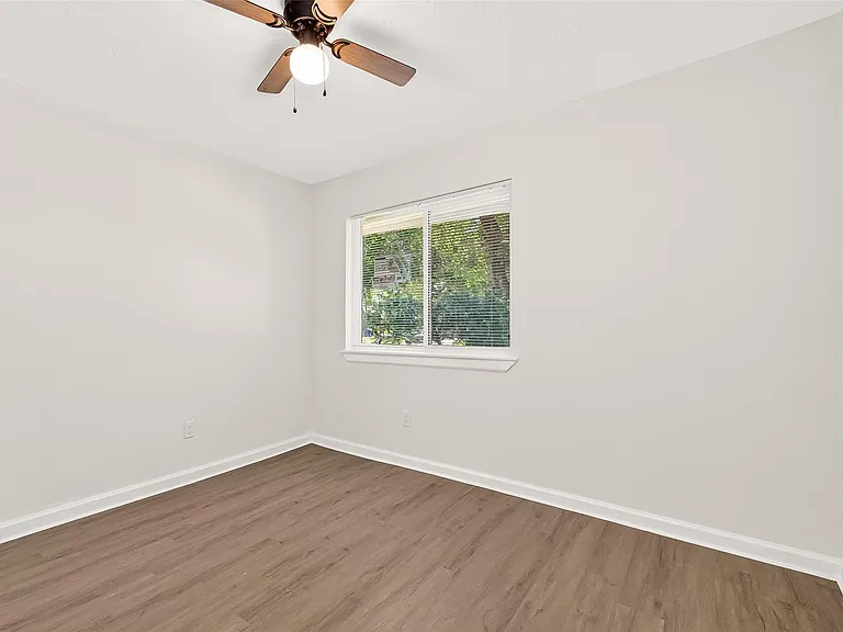 8306 Wayward Rd — Photo 23
