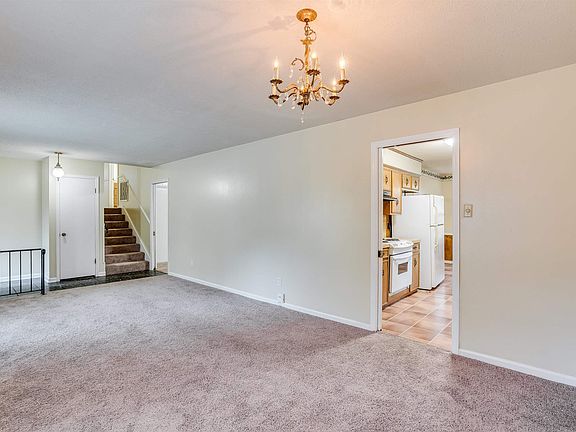 5th image of 3 Heritage Ct