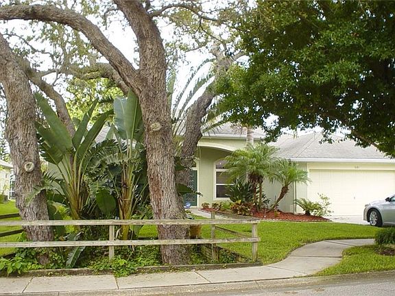 4th image of 1681 Oak Park Ct
