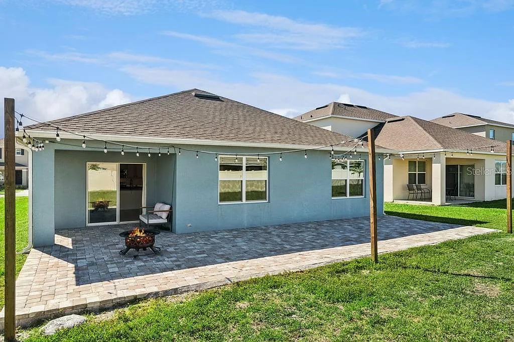 4 bed, 2.0 bath, 1846 sqft, $2,400 — Photo 4