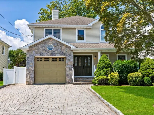 2 Ridge Street, Eastchester, NY 10709
