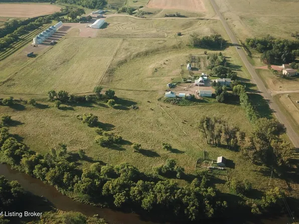 3814 100m Ave SW, Gladstone, ND 58630