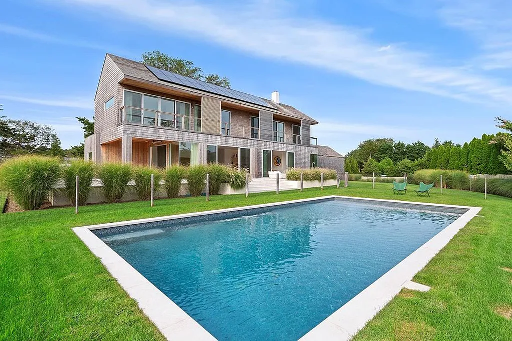 Modern with Bay Views — Photo 1