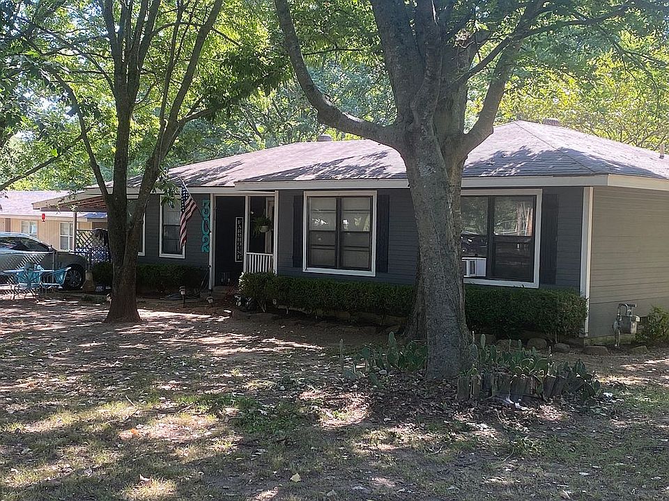2nd image of 302 S 285th East Ave