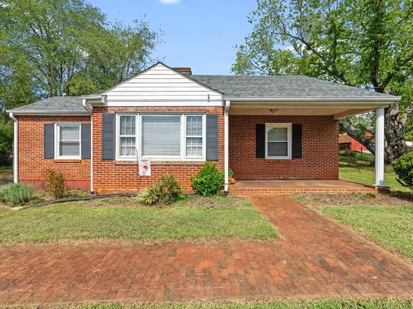 144 Maple Ln, Amherst, VA 24521