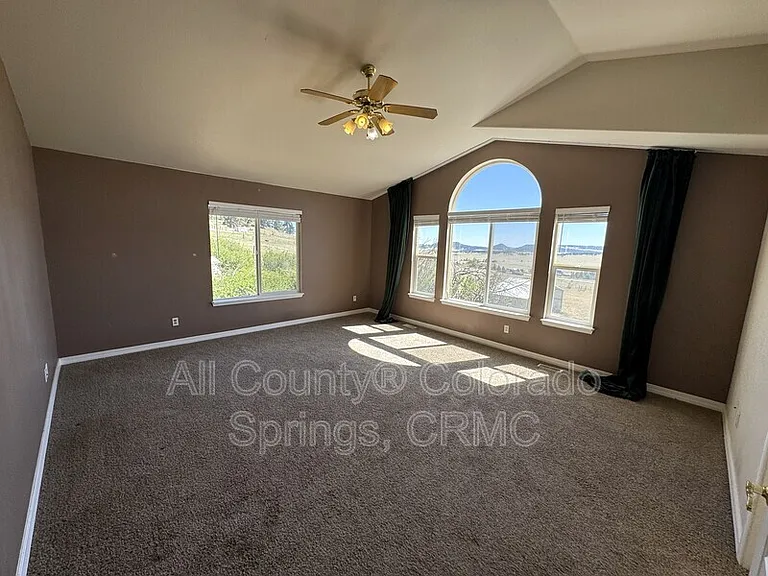19120 Pinon Park Rd — Photo 8