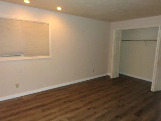 954 Schneitter Cir #H-5 — Photo 21